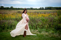 Veller Maternity // LITH, IL