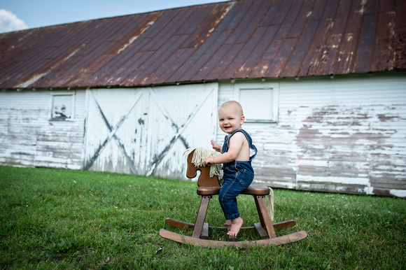 Cowboy K Cake Smash (1 of 30)